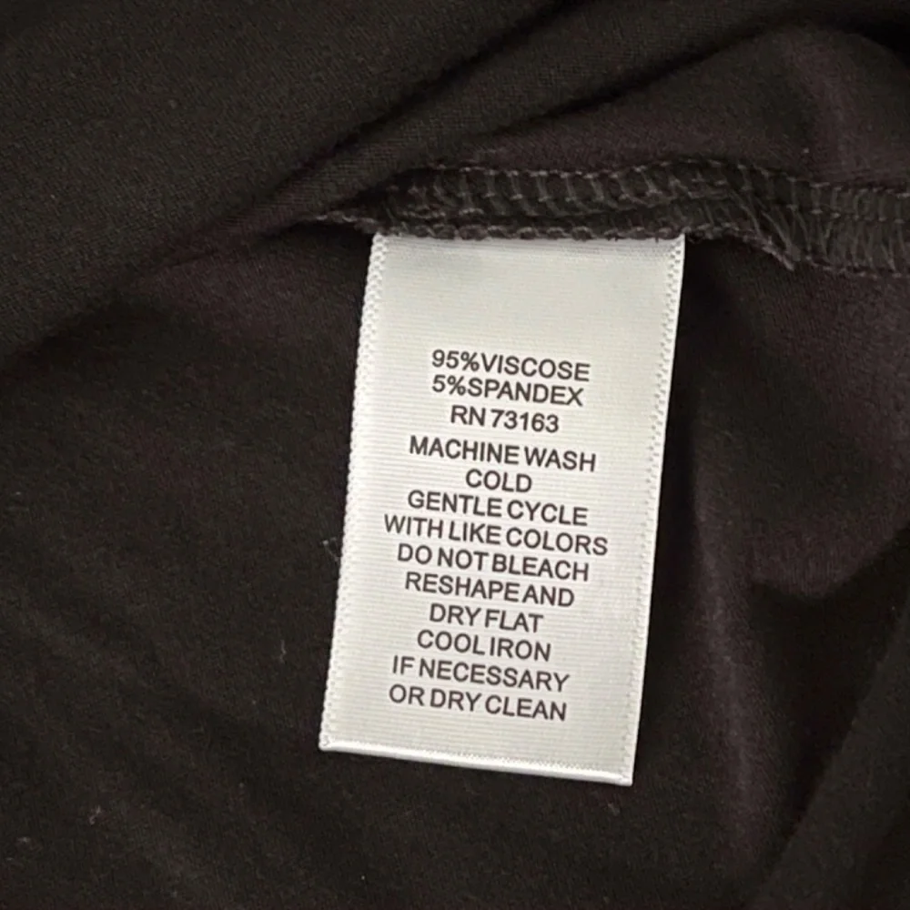 Cable and Gauge 3/4 Length Peek a Boo Sleeve Black Size Large - Picture 10 of 12